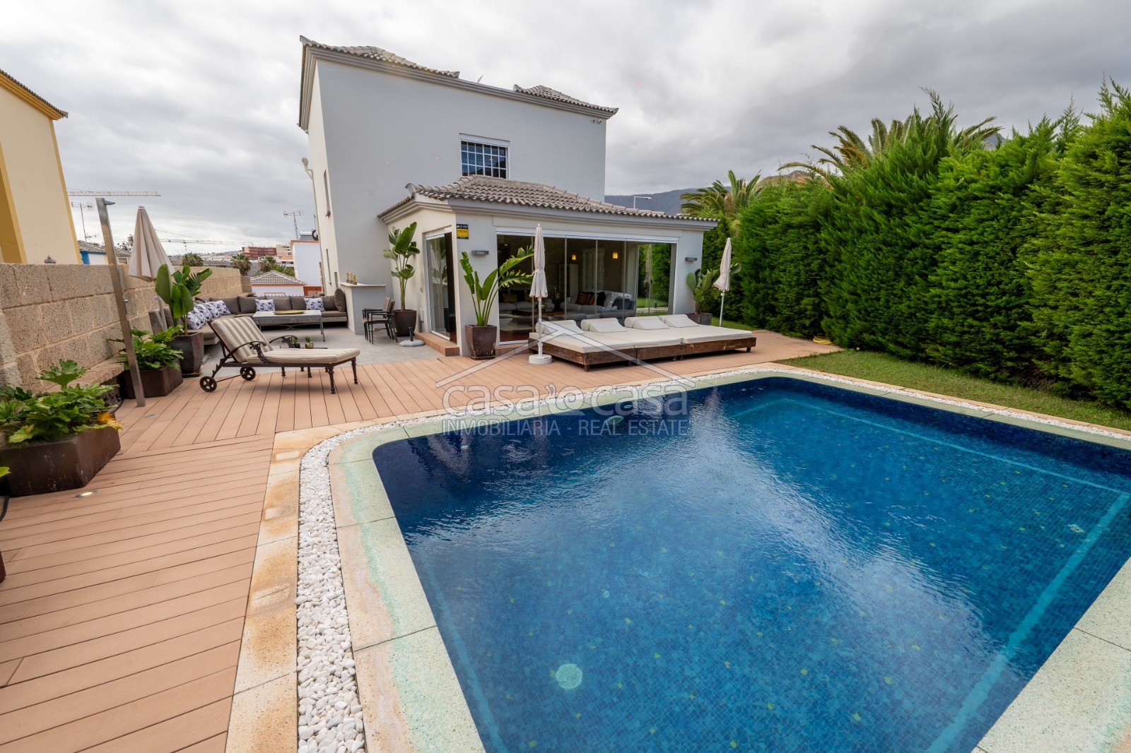 6085P-Villa en El Madroñal